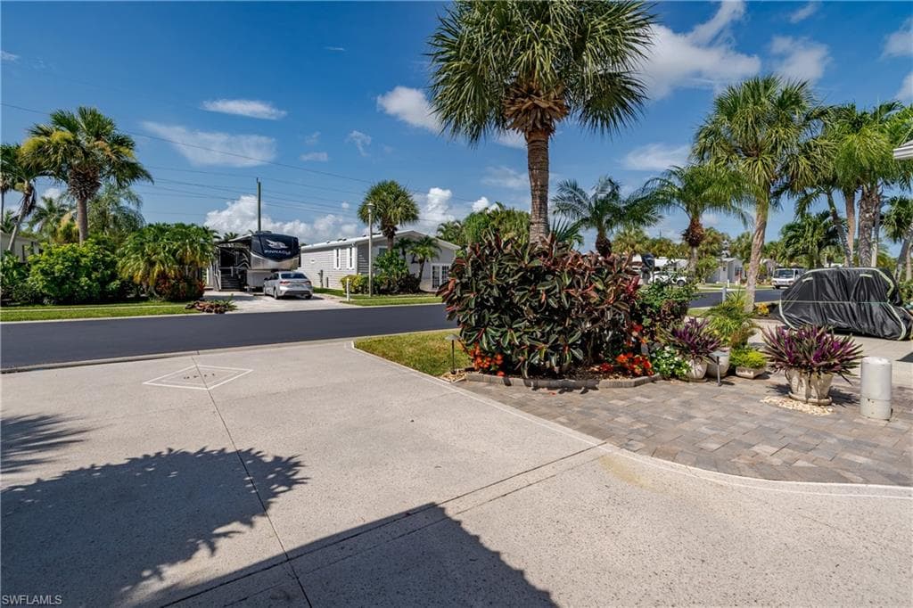 1146 Silver Lakes BLVD-28