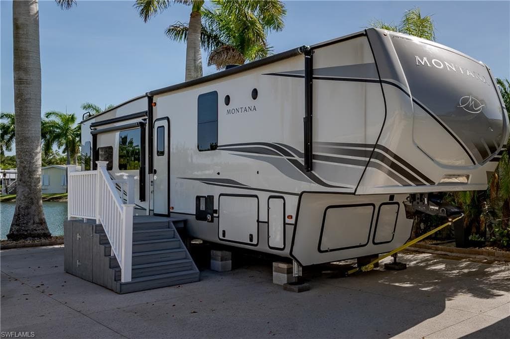 1146 Silver Lakes BLVD-9