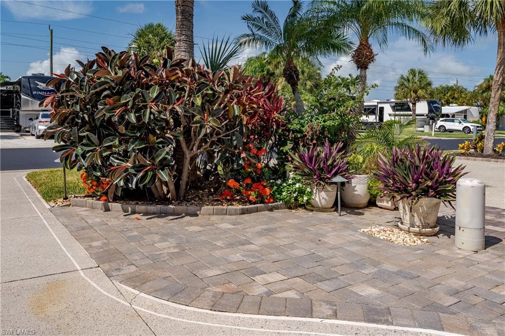 1146 Silver Lakes BLVD-30
