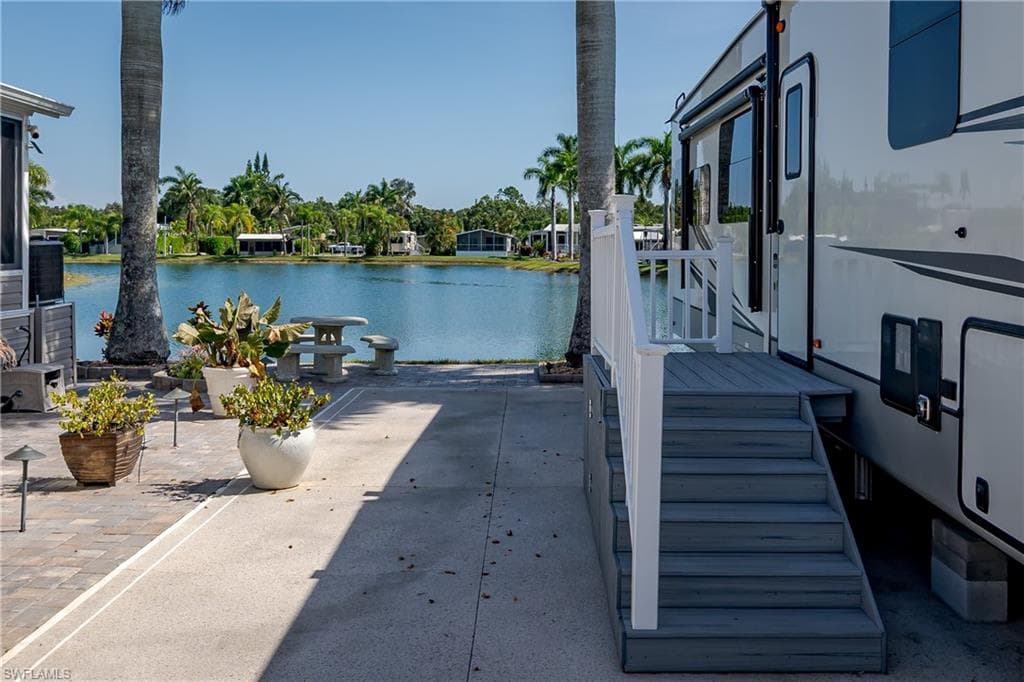 1146 Silver Lakes BLVD-10