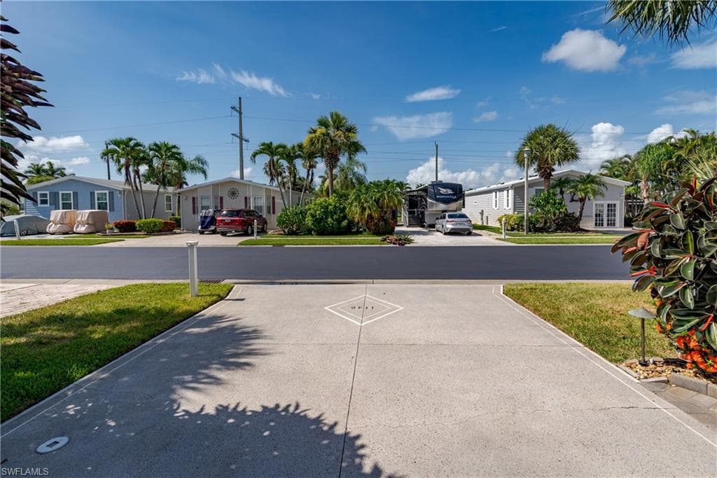 1146 Silver Lakes BLVD-31