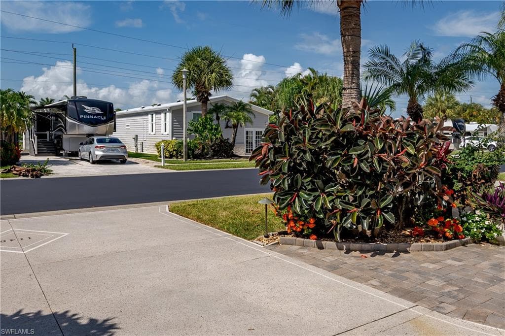 1146 Silver Lakes BLVD-29