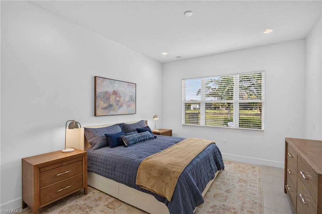 12363 Purple Ficus WAY-13