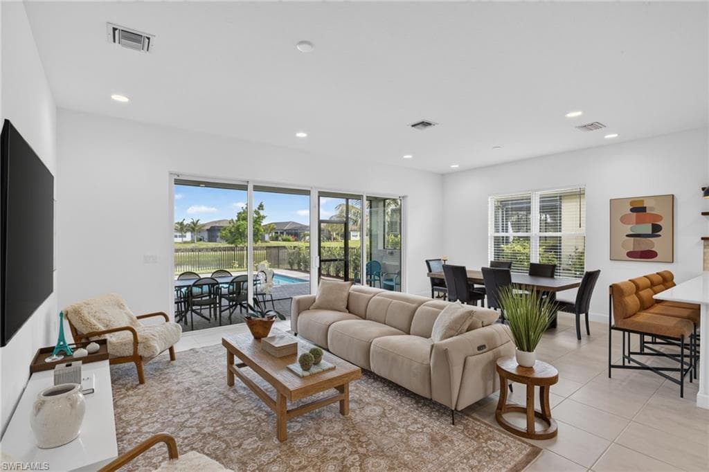 12363 Purple Ficus WAY-1