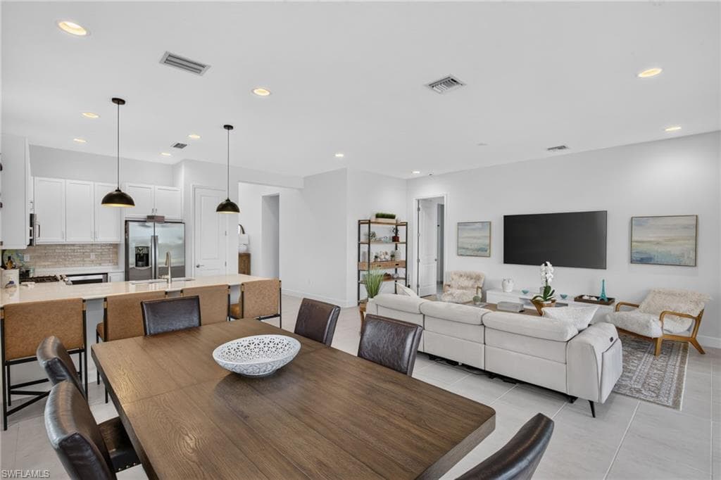 12363 Purple Ficus WAY-5