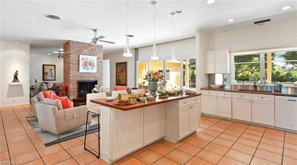 586 Yucca RD-9