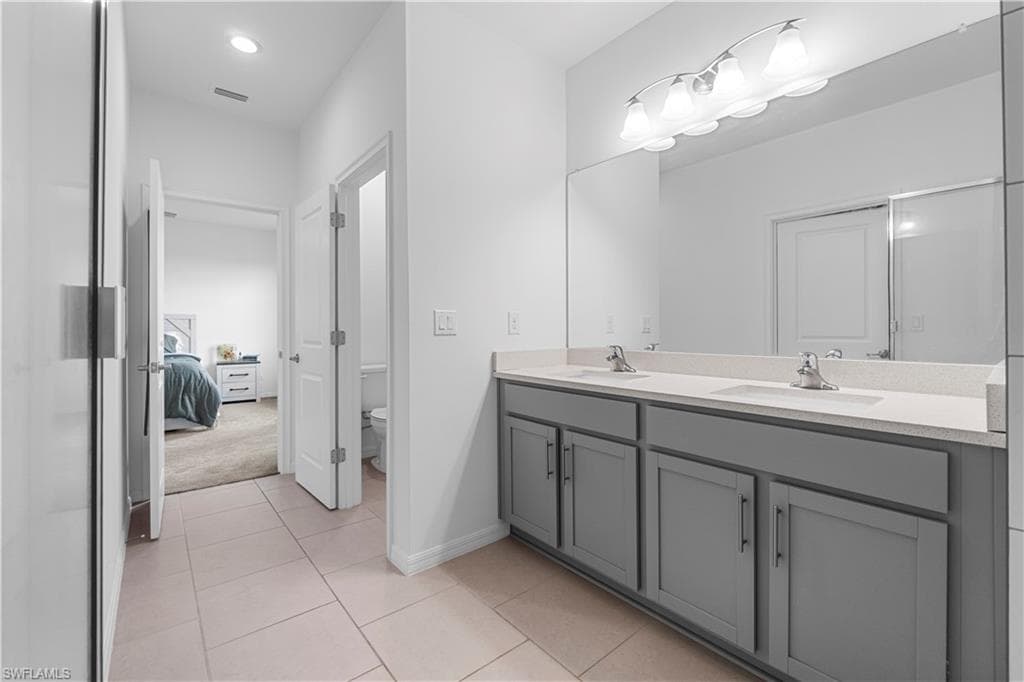 15951 Mulrion BLVD-31