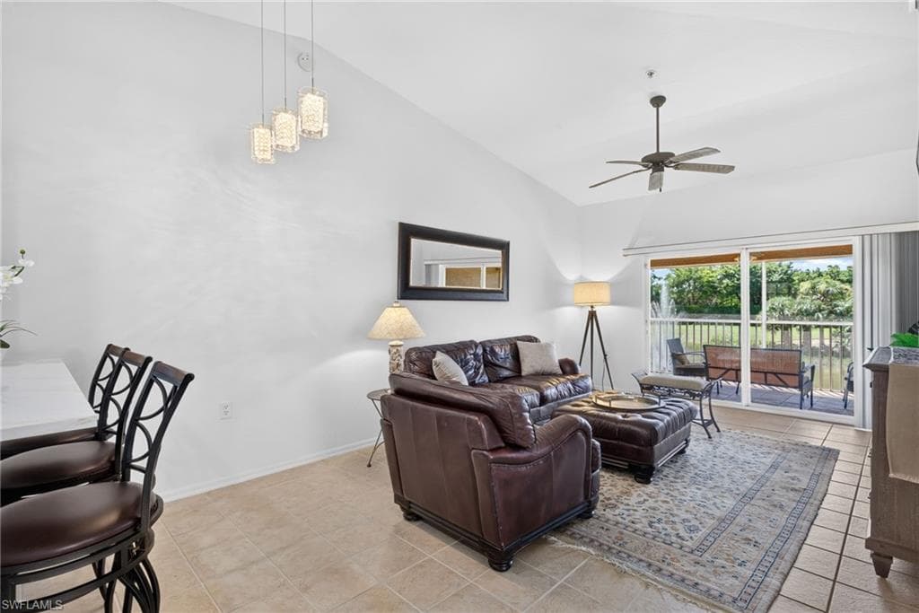 2815 Cypress Trace CIR 204-2