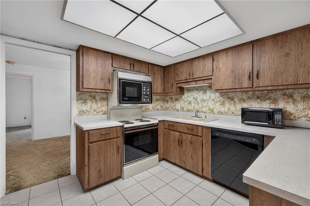 5261 Staley RD-12