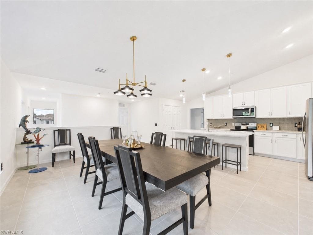 5683 Mayflower WAY 901-10