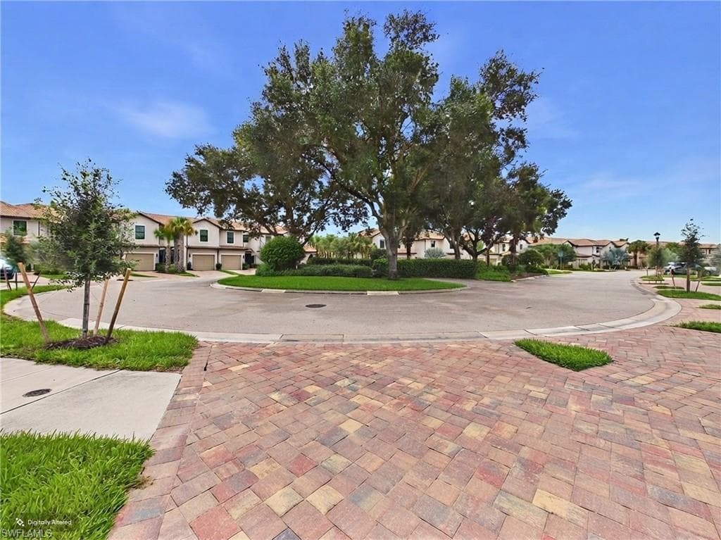 5683 Mayflower WAY 901-33