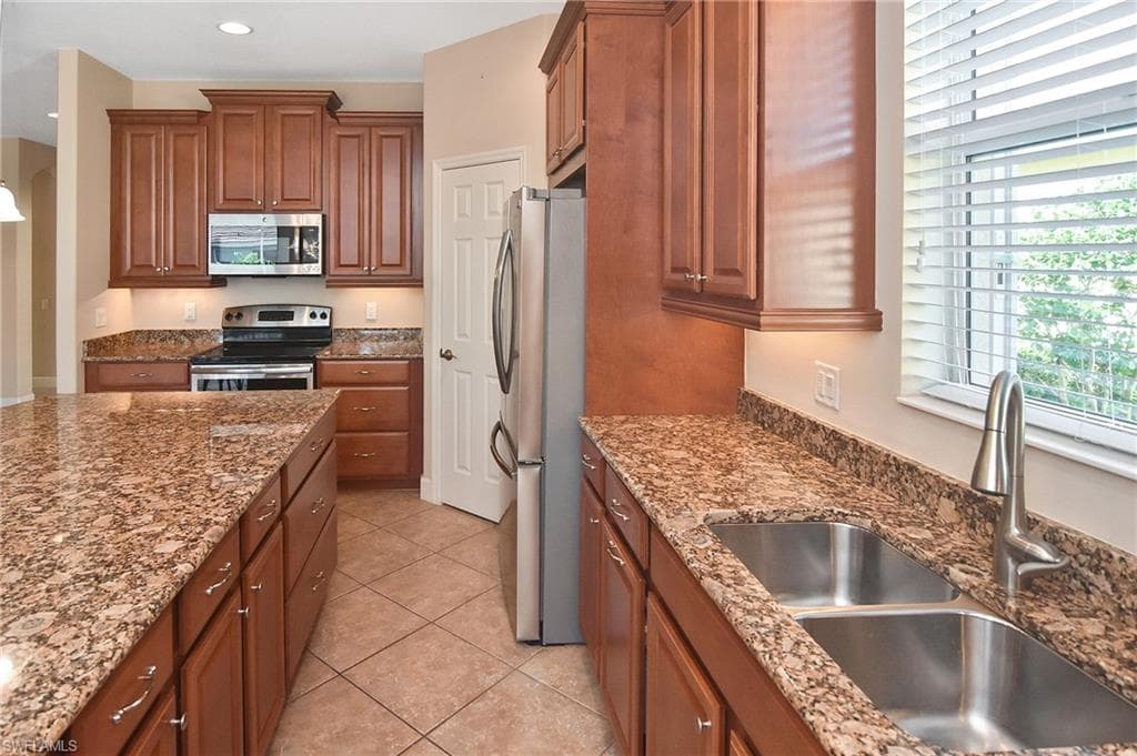 2669 Lambay CT-14
