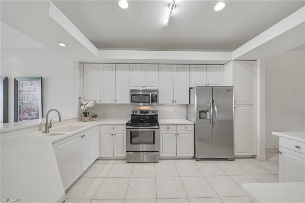 1845 Les Chateaux BLVD 303-16