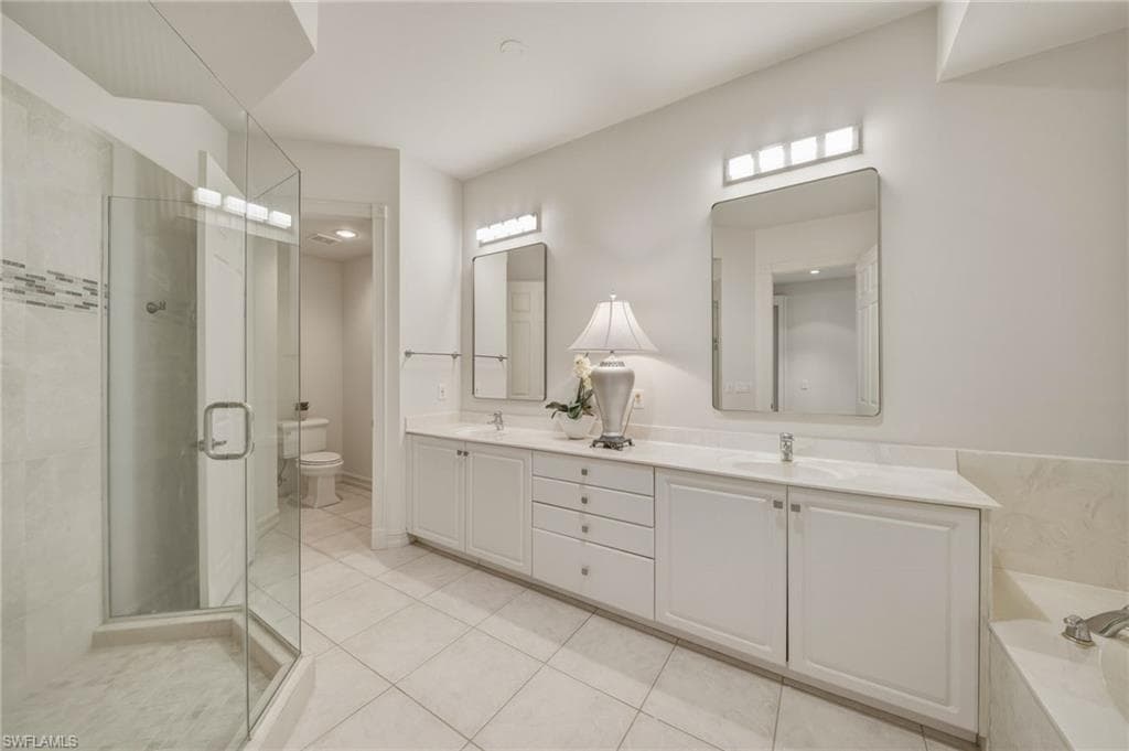 1845 Les Chateaux BLVD 303-24