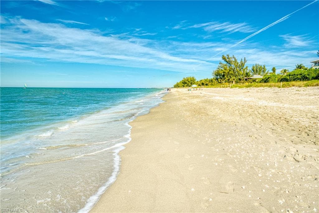 15411 Captiva DR 3B-23