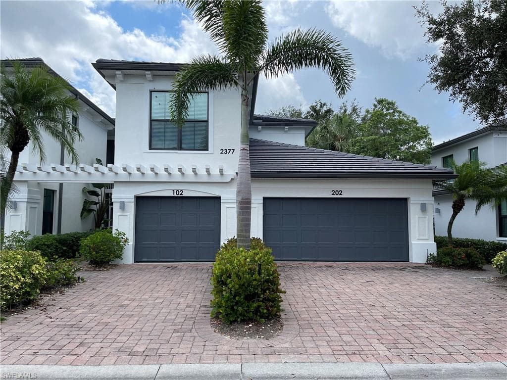 2377 Ravenna BLVD 202-1