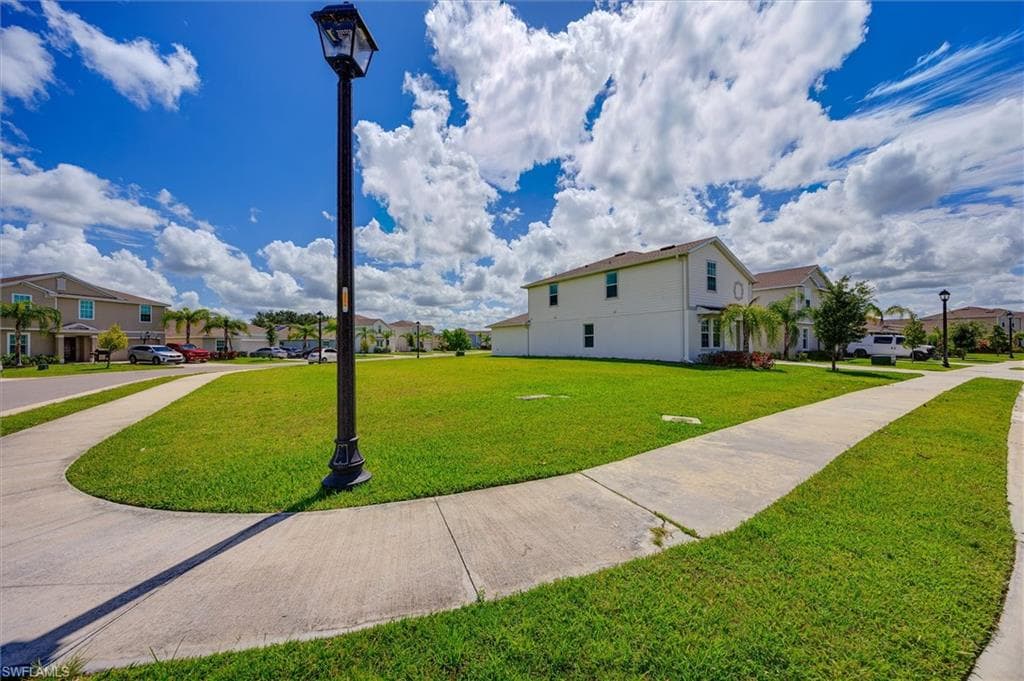 12075 Savanna Lakes BLVD-6