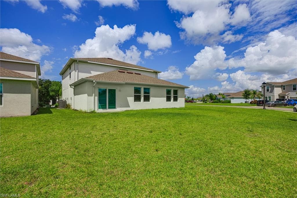12075 Savanna Lakes BLVD-7