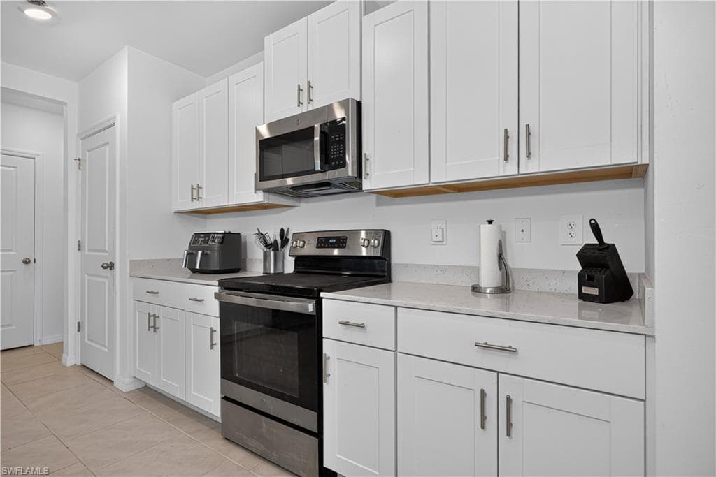 12075 Savanna Lakes BLVD-15