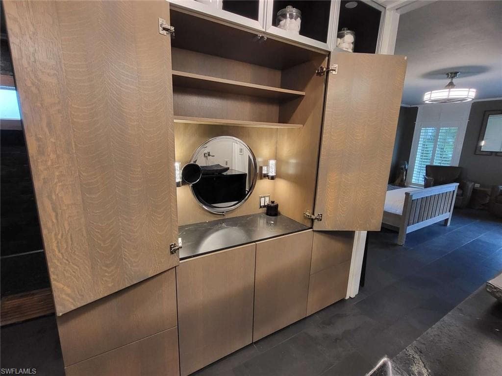 2257 Regal WAY-8