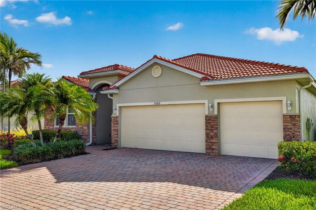 3000 Sunset Pointe CIR-1
