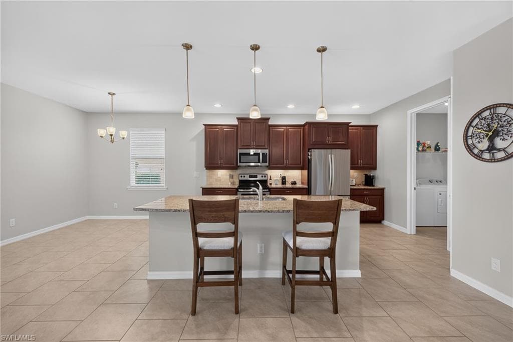 3000 Sunset Pointe CIR-5
