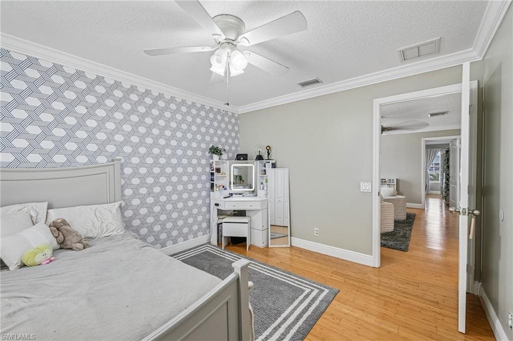 2538 Blackburn CIR-23