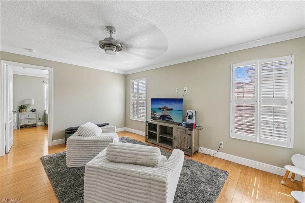 2538 Blackburn CIR-17