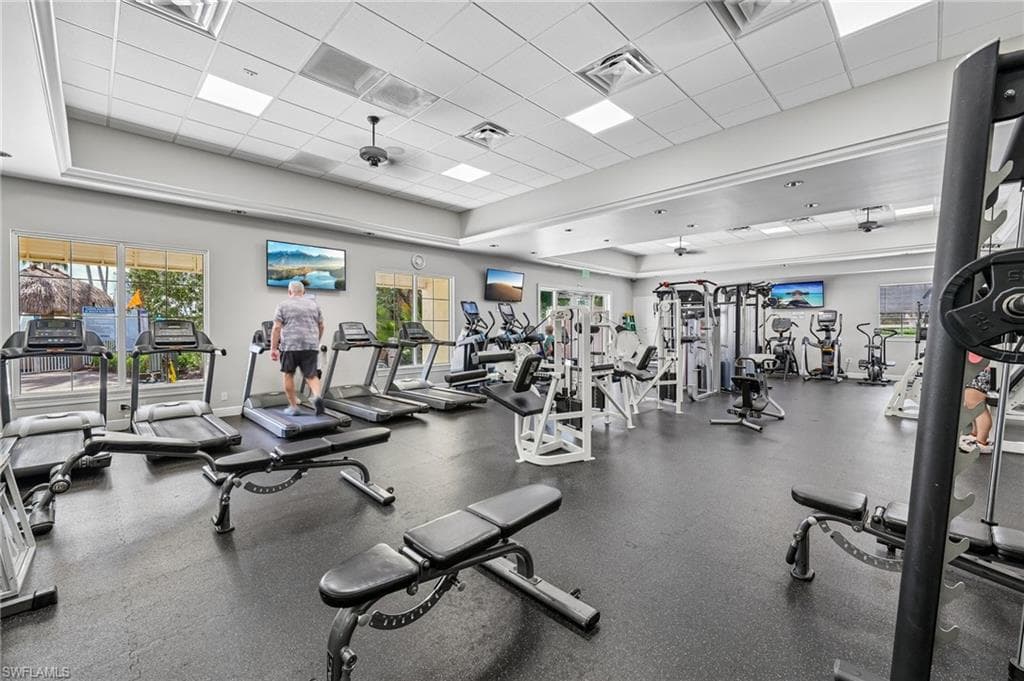 2538 Blackburn CIR-33