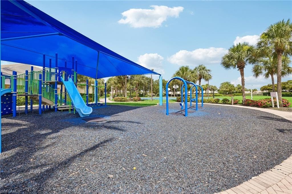 2538 Blackburn CIR-37