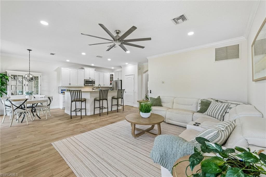 2538 Blackburn CIR-8