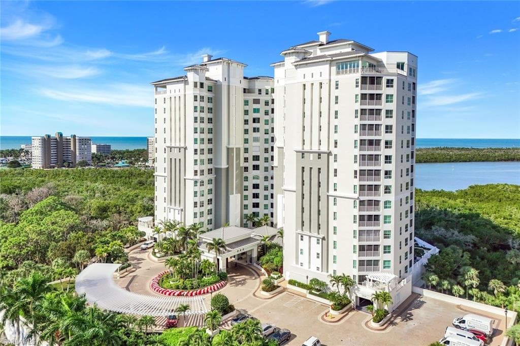 295 Grande WAY T-04-23