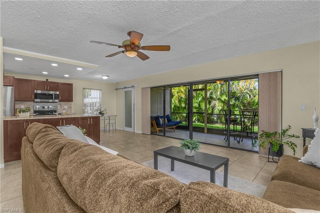 4112 19th PL 104-6