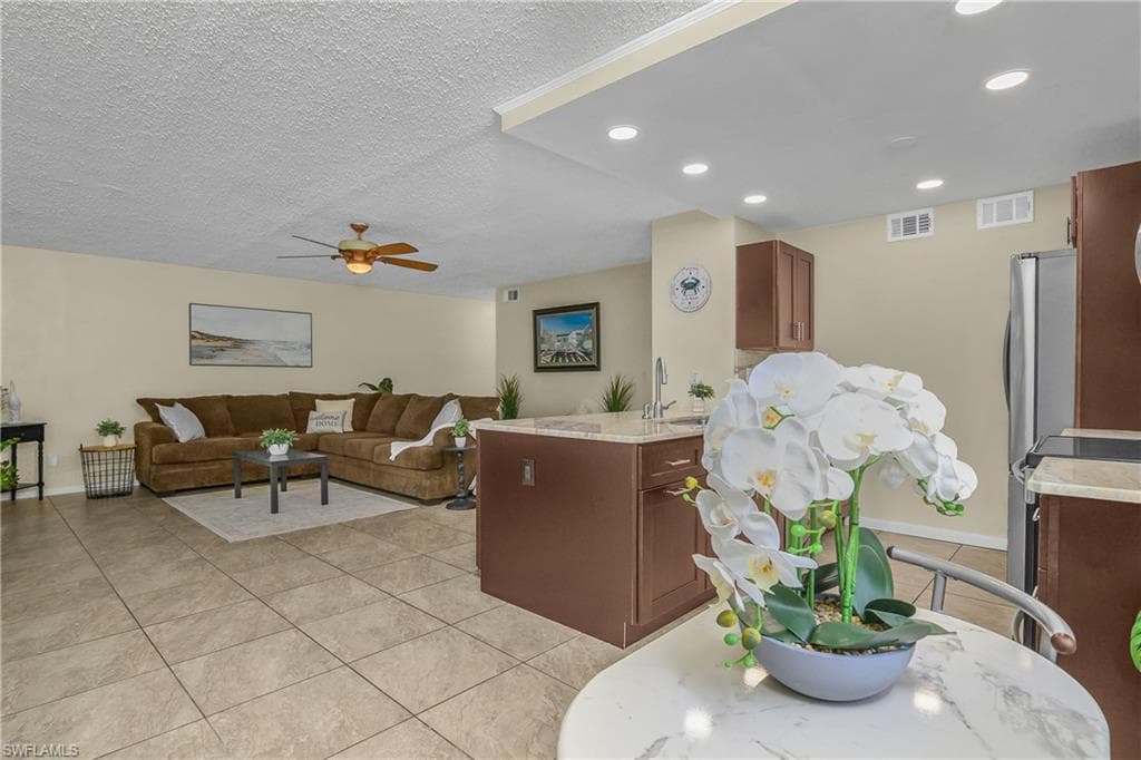 4112 19th PL 104-7