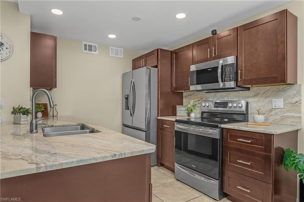 4112 19th PL 104-8