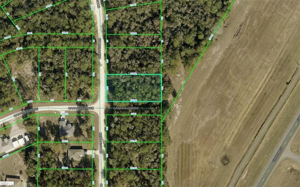 R01-221-17-3357-5520-0170 Cedarwood AVE-2