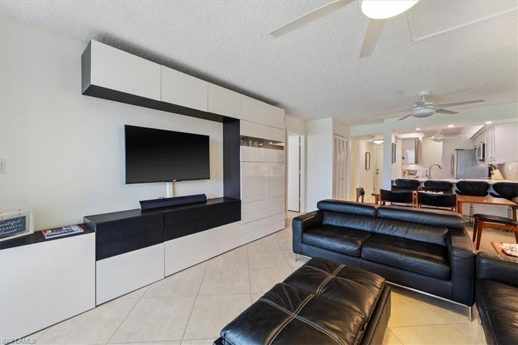 601 Seaview CT C103-14
