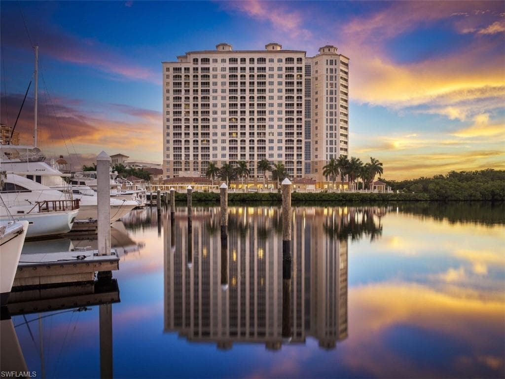 6081 Silver King BLVD 202-0