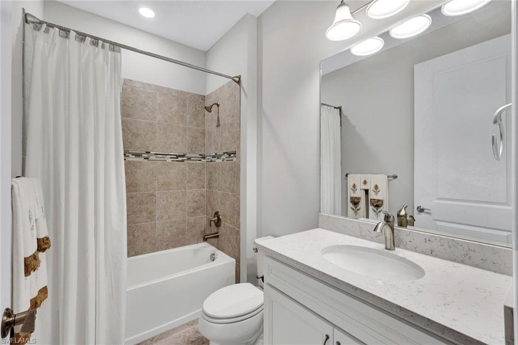 14243 Moonlit WAY-18