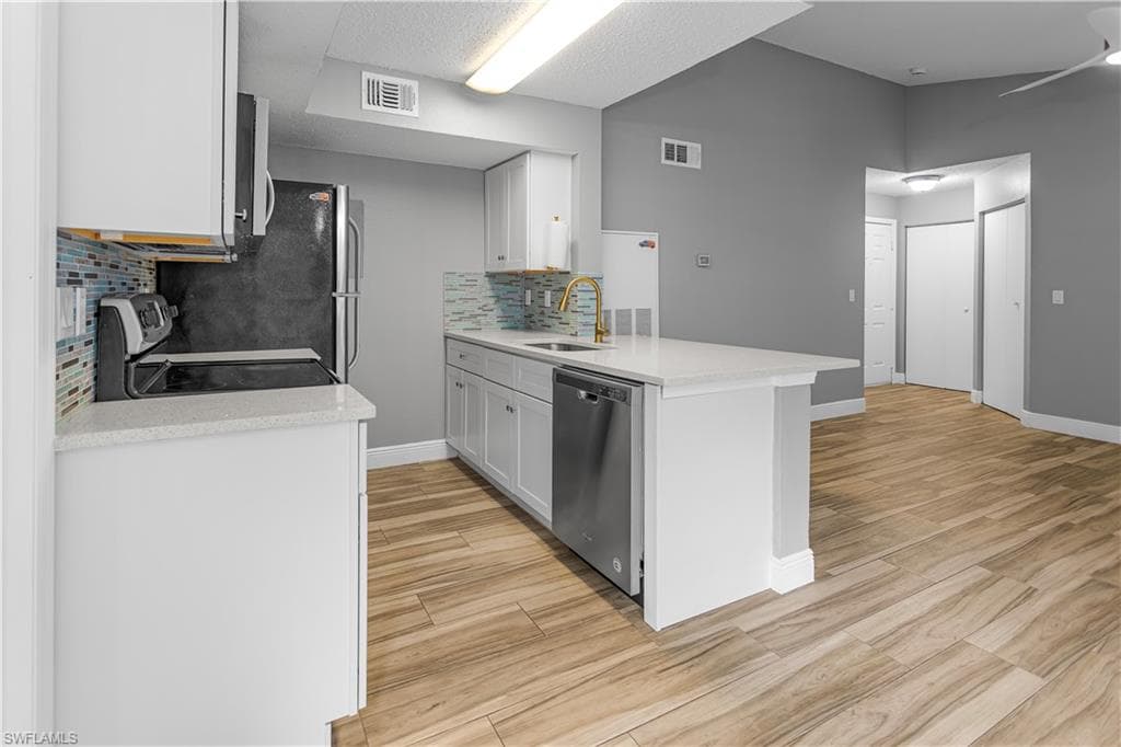 12561 Equestrian CIR 816-13