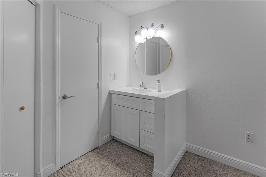 12561 Equestrian CIR 816-7
