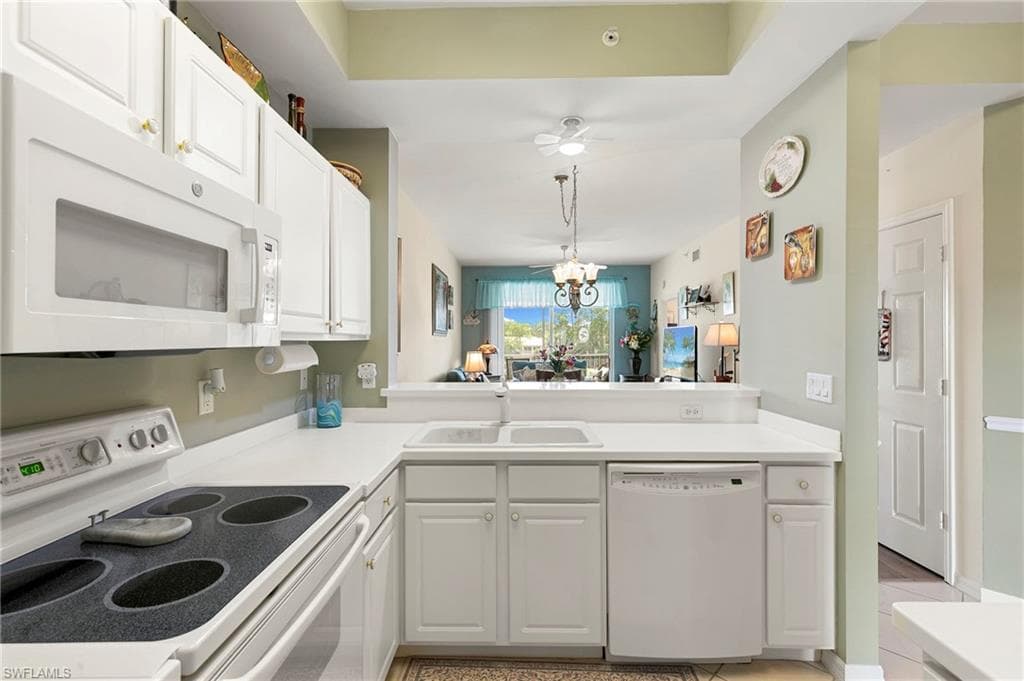 3935 Loblolly Bay DR 303-9