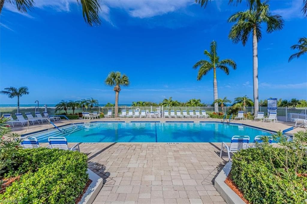 7330 Estero BLVD 1107-34