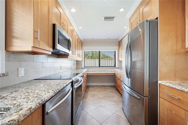 551 Beachwalk CIR-27