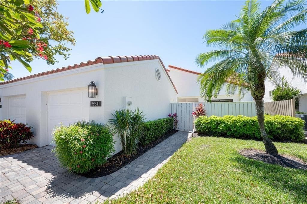 551 Beachwalk CIR-2