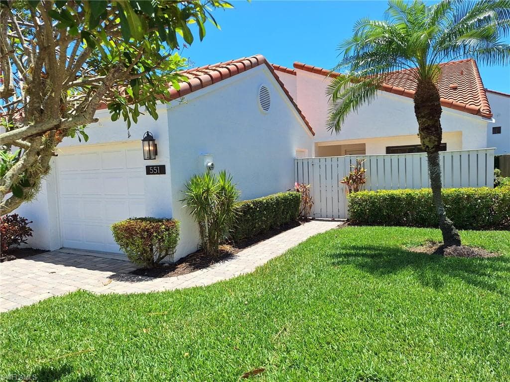 551 Beachwalk CIR-1