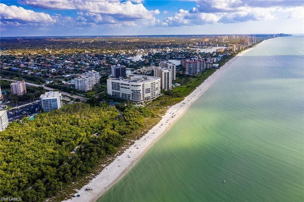 551 Beachwalk CIR-49