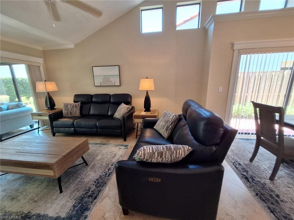 551 Beachwalk CIR-31