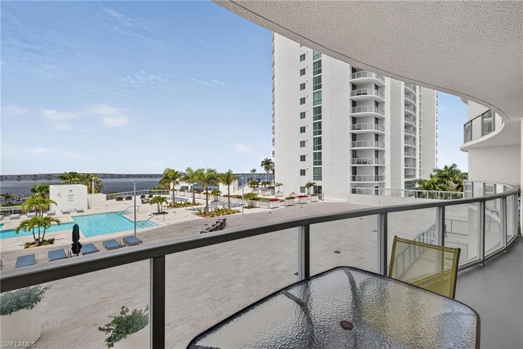 3000 Oasis Grand BLVD 505-23