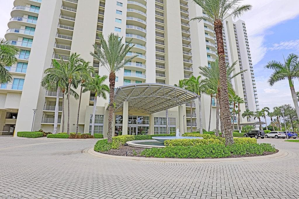 3000 Oasis Grand BLVD 505-2